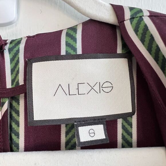 ALEXIS Tena Striped Plunging Empire Shift Dress Size Small Long Sleeve Striped - Picture 13 of 16